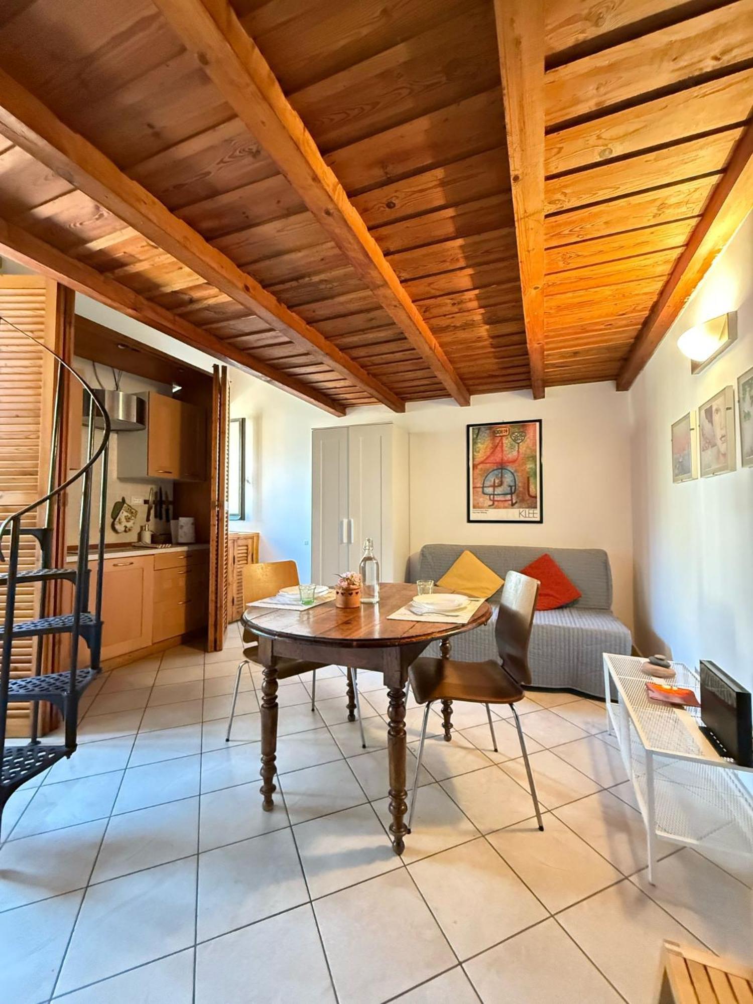 Rione VI Loft Apartment Roma Phòng bức ảnh