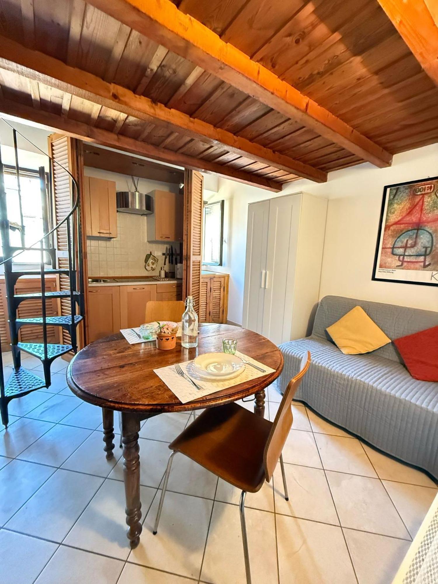 Rione VI Loft Apartment Roma Phòng bức ảnh